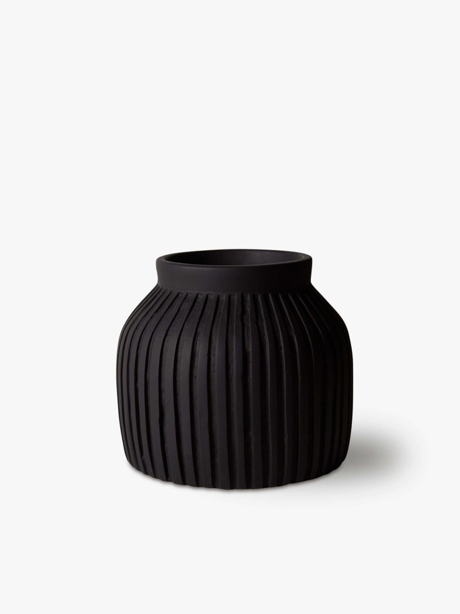 Living L&M Home | Alberti Black Jar