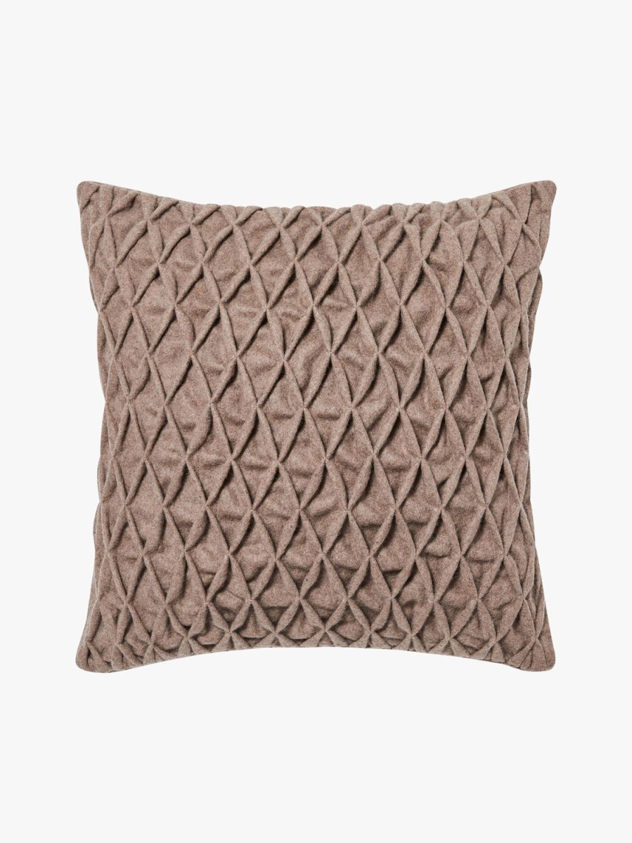 Living L&M Home | Zaha Rye Cushion