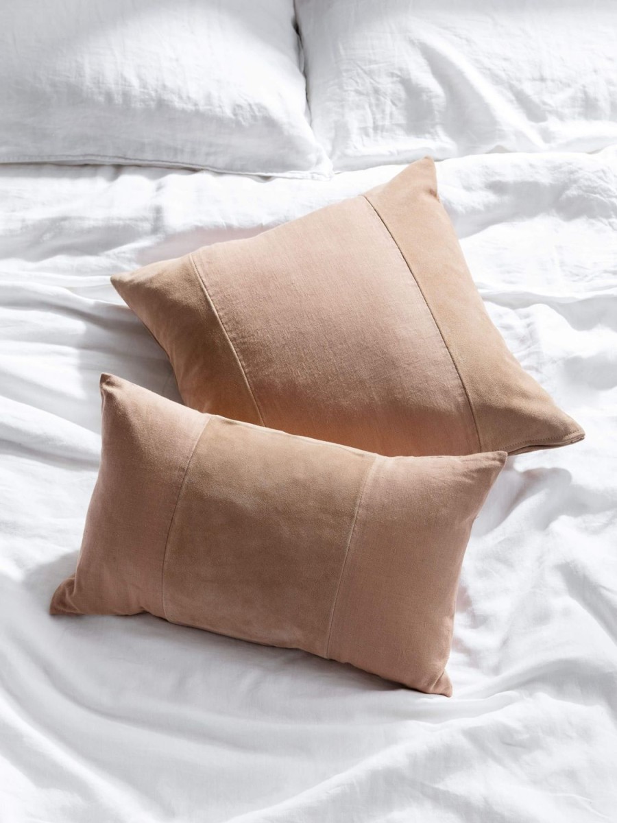 Living L&M Home | Alec Shell Mini Cushion