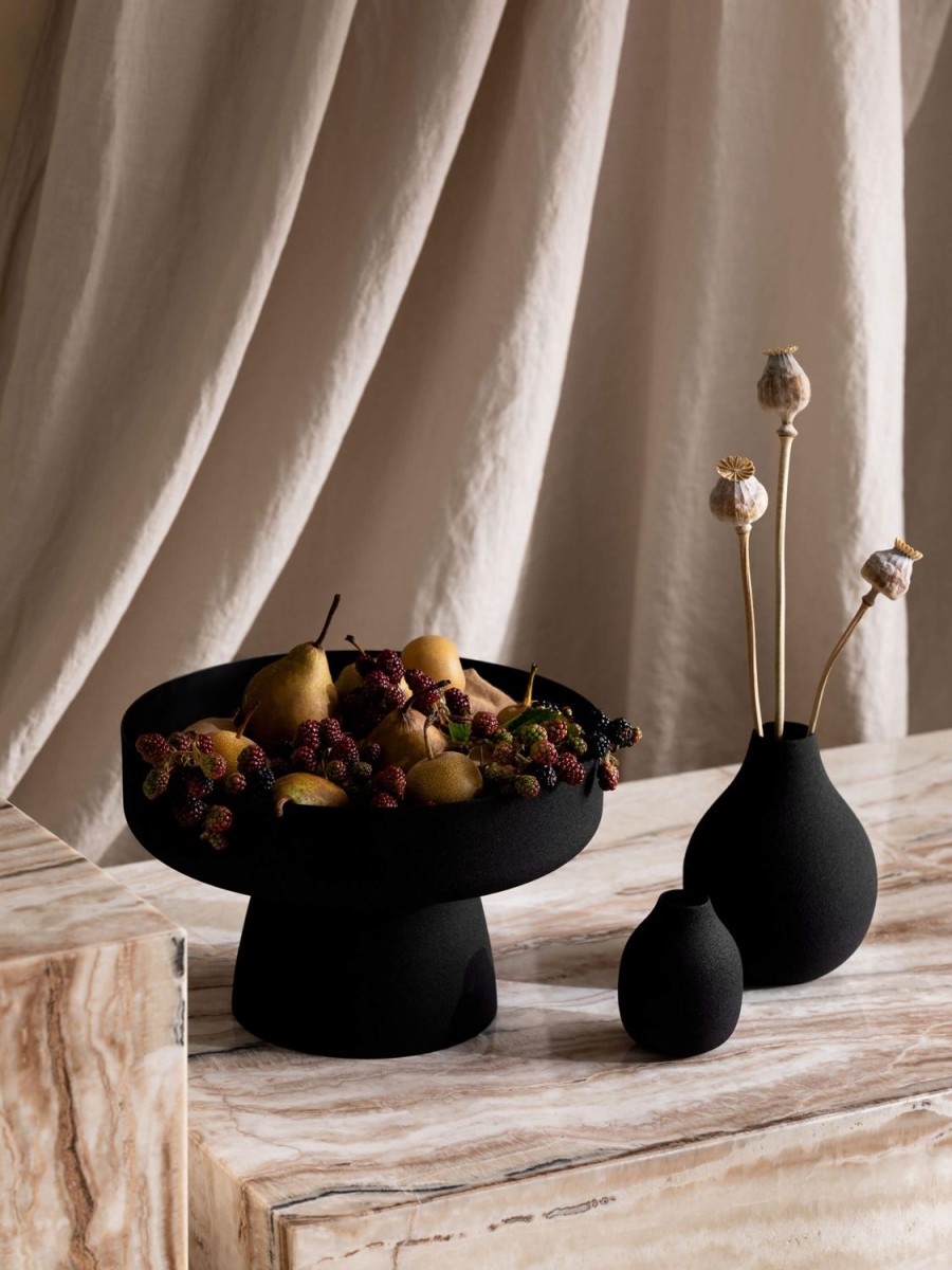 Living L&M Home | Mona Black Pedestal