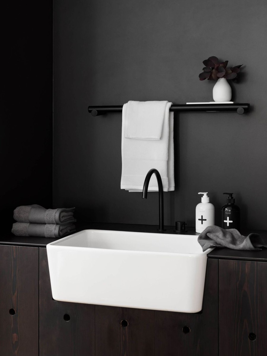 Bathroom L&M Home | Regent Shadow Towels