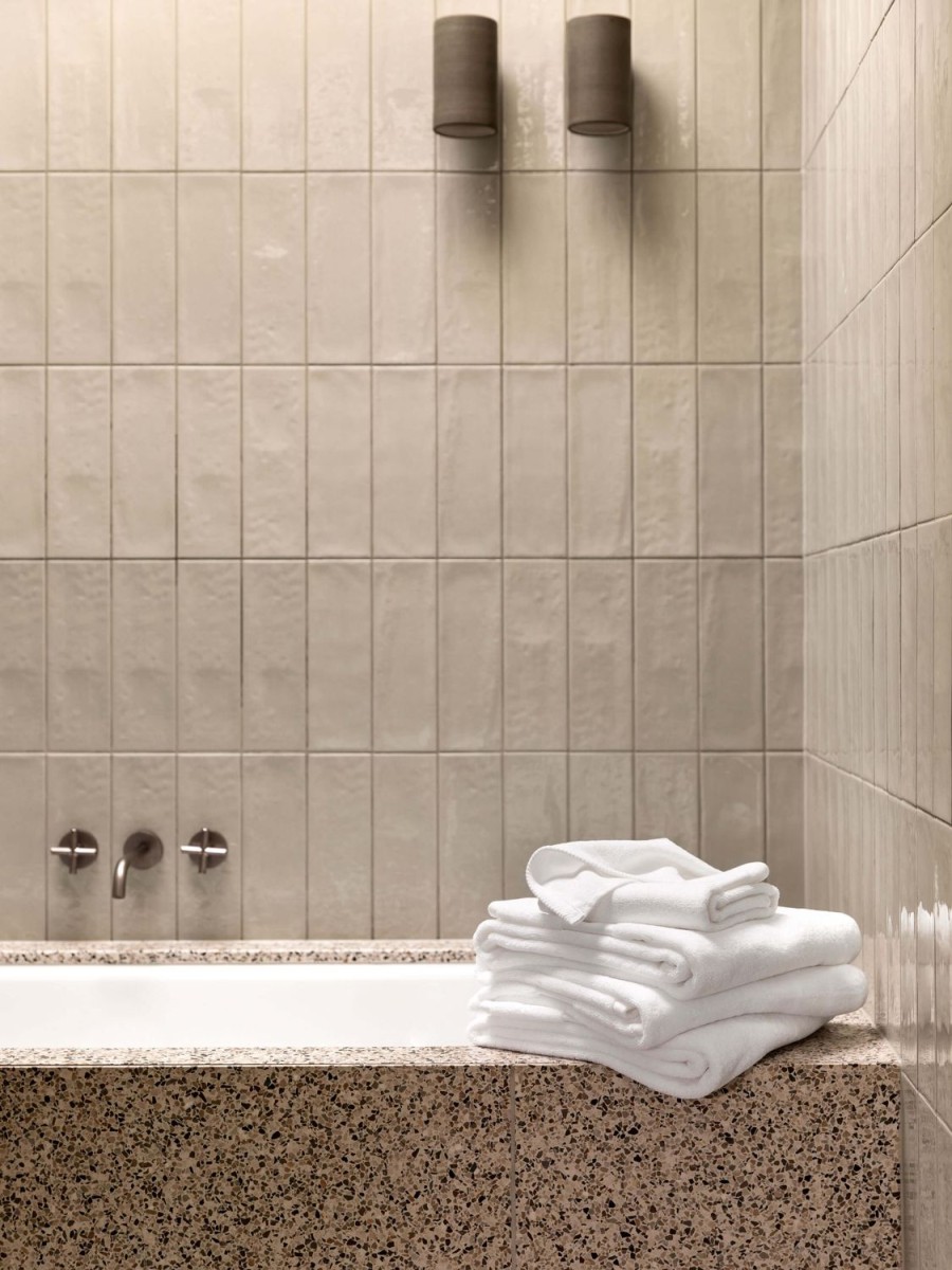 Bathroom L&M Home | Regent White Towels