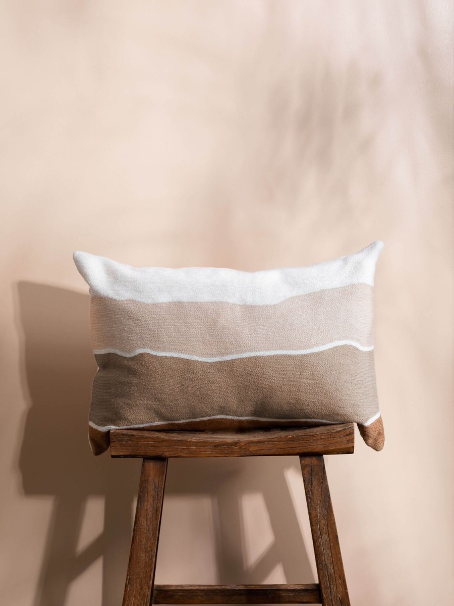 Living L&M Home | Sands Rectangle Cushion