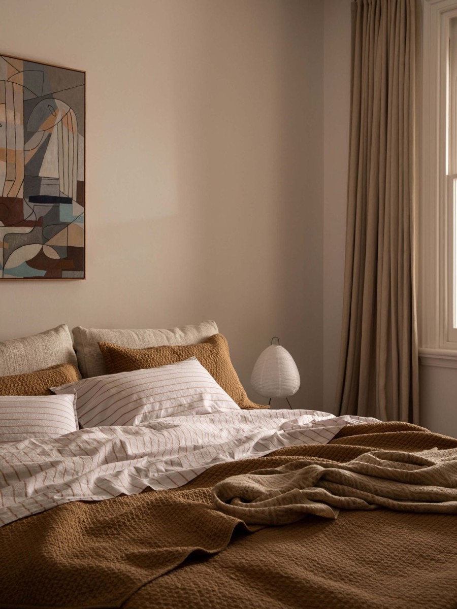 Bedroom L&M Home | Loft Tan Linen & Cotton Pillowcases